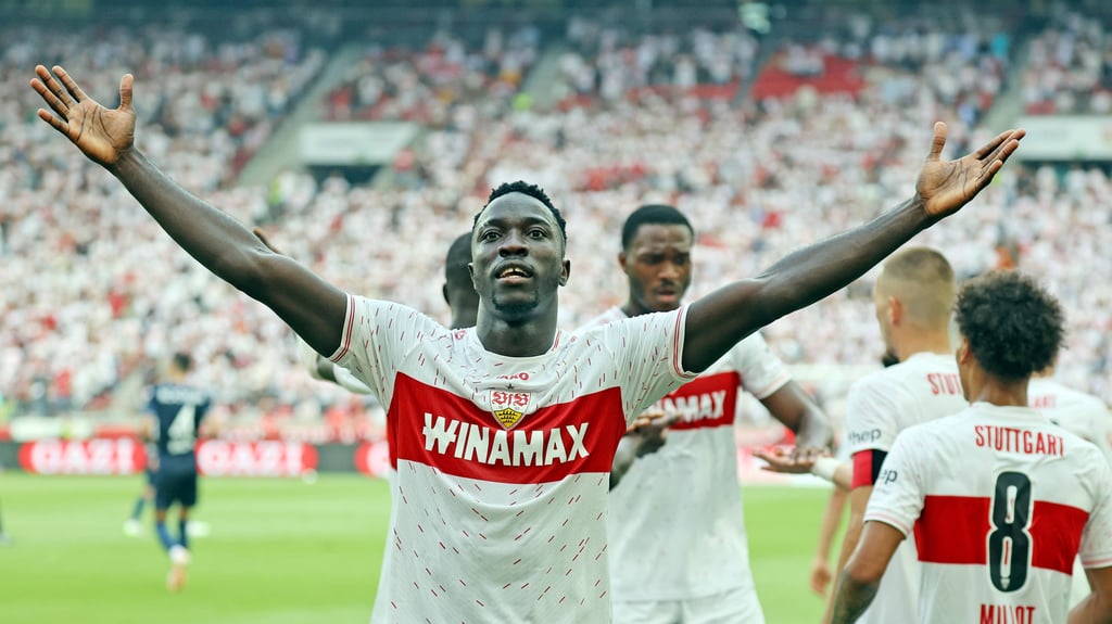 Silas Katompa Mvumpa erzielt das 3:0 für den VfB