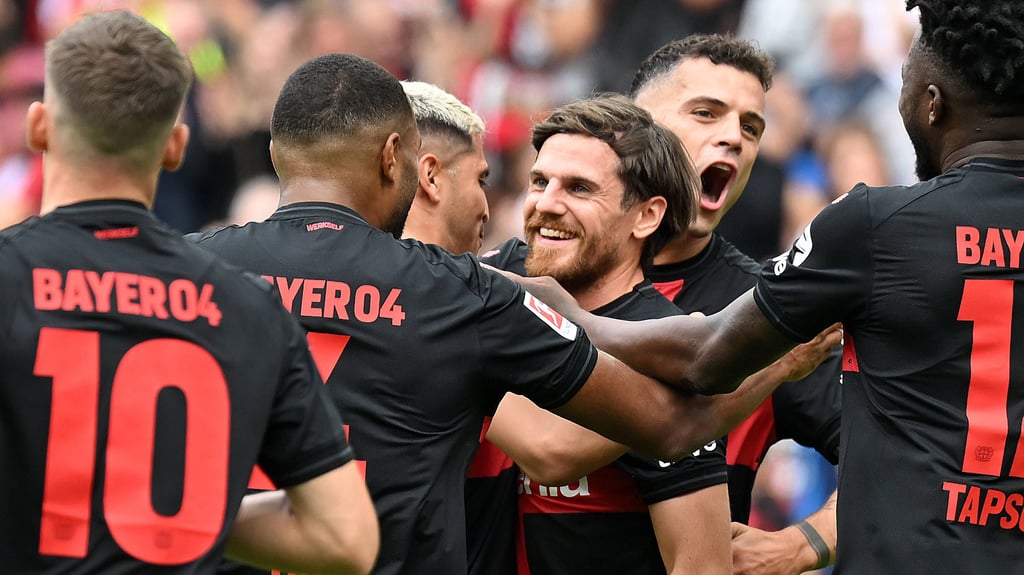 Neues Gesicht von Bayer: Mit Jonas Hofmann und Granit Xhaka hat der Klub auch erfahrene Spieler verpflichtet.