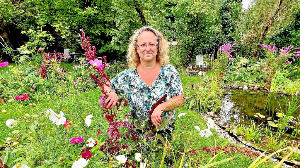 Im Garten von Birgit Gerlitzki finden Bienenoasen, Gemüseriesen und sogar Hirse ihren Platz.