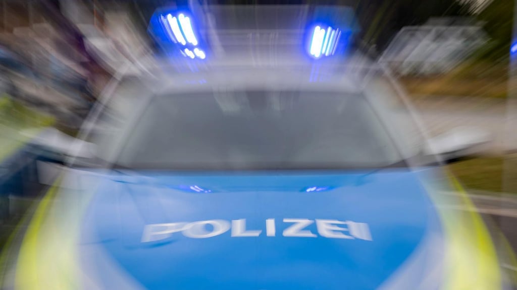 Ein 32-jähriger Mann hatte es am Sonnabend gleich zweimal mit der Polizei zu tun.