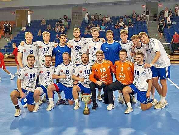 Handball-2.Liga Den Pokal wieder an die Mulde geholt