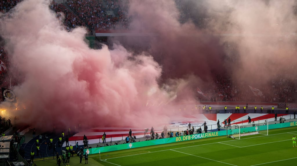 Rauchtöpfe, Raketen und Blinker: RB legt Einspruch gegen Geldstrafe ein