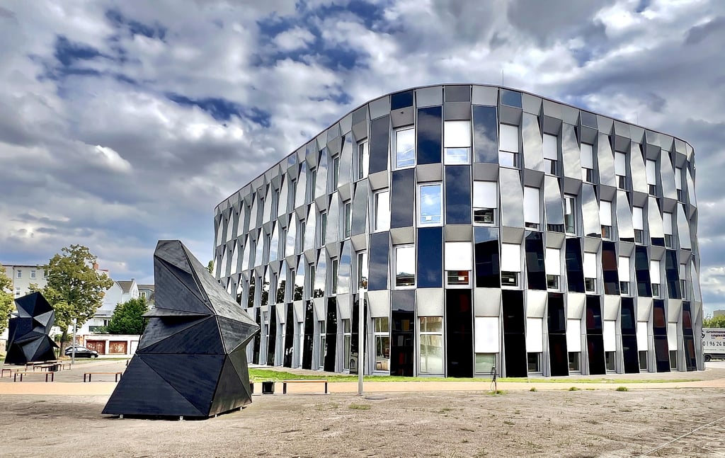 Der UBA-Anbau ist nach jahrelanger Baupause fertig gestellt.