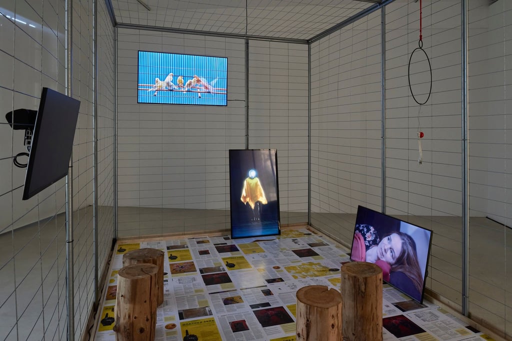 Arbeit von "Chto Delat" in der laufenden Ausstellung im Kunstmuseum.