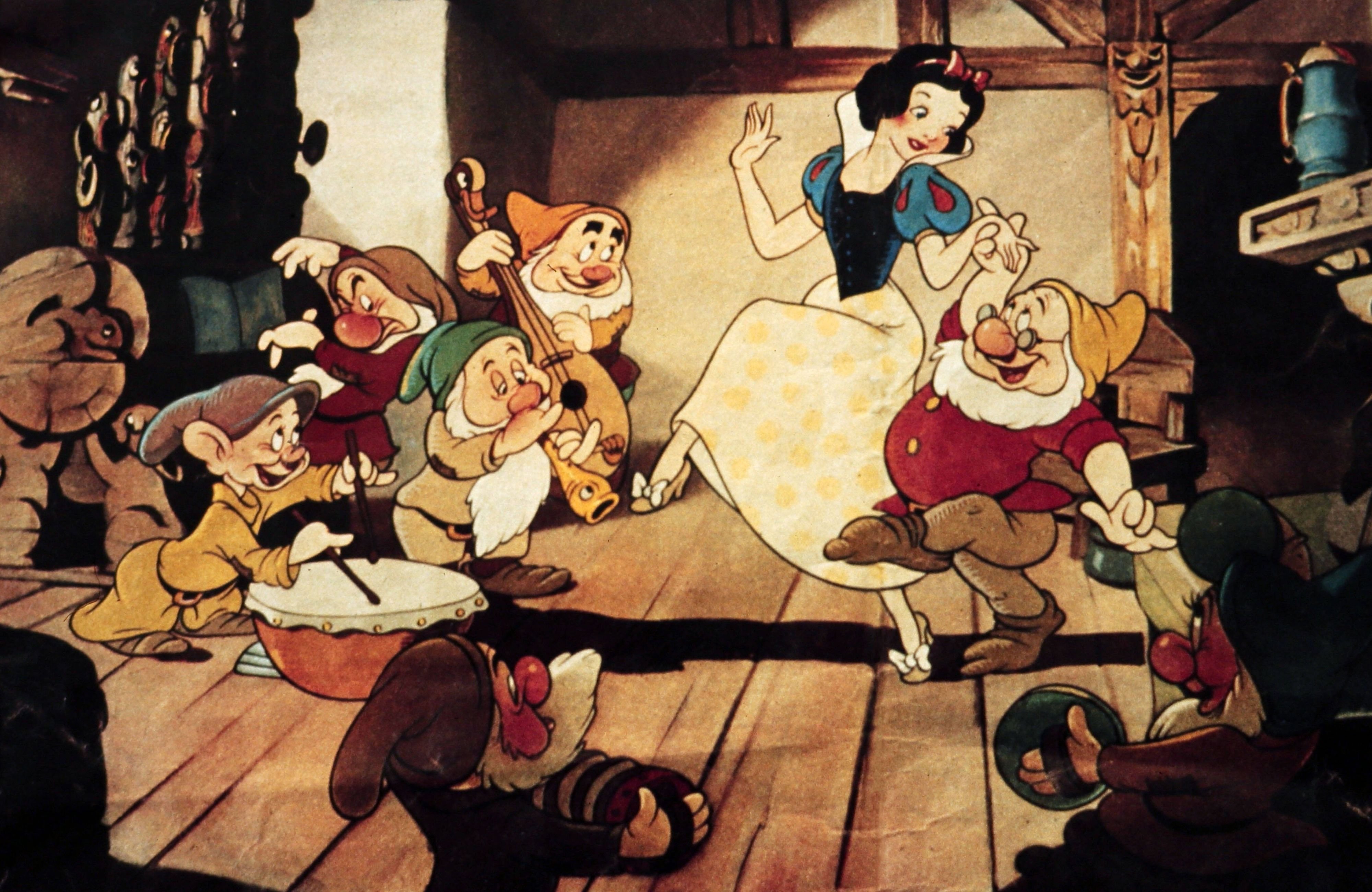Schneewittchen-Remake bei Disney: Die Hautfarben-Diskussion, Zwerge ...