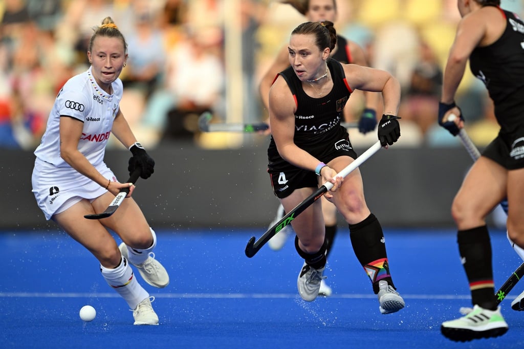 Das DHB-Team um Nike Lorenz (r) hatte gegen Belgien das Nachsehen.