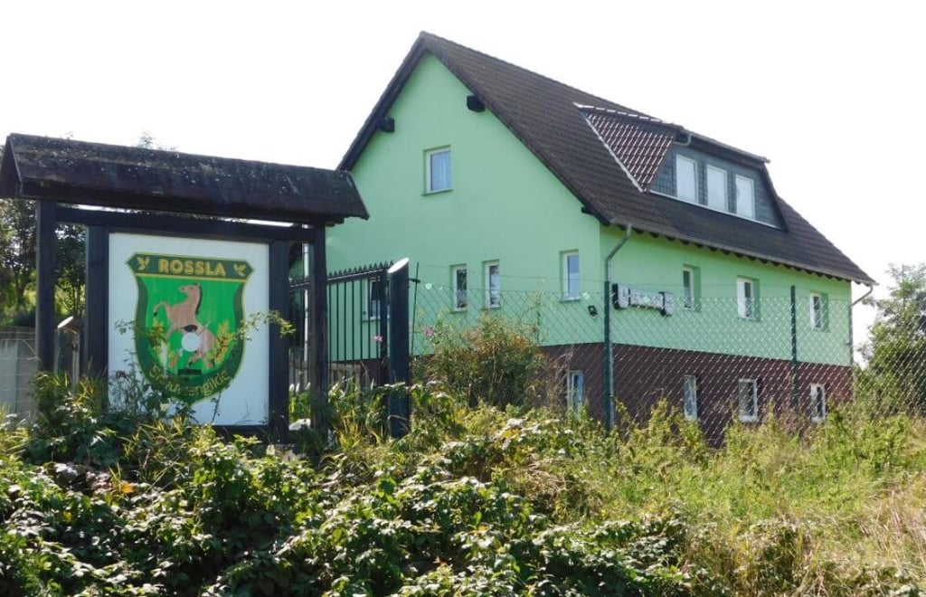 Afd Politiker Steinbeck Polizei Beschlagnahmt Schusswaffen Und Sprengstoff Was Steckt Dahinter Experten Packen Aus - 5uv3iu1