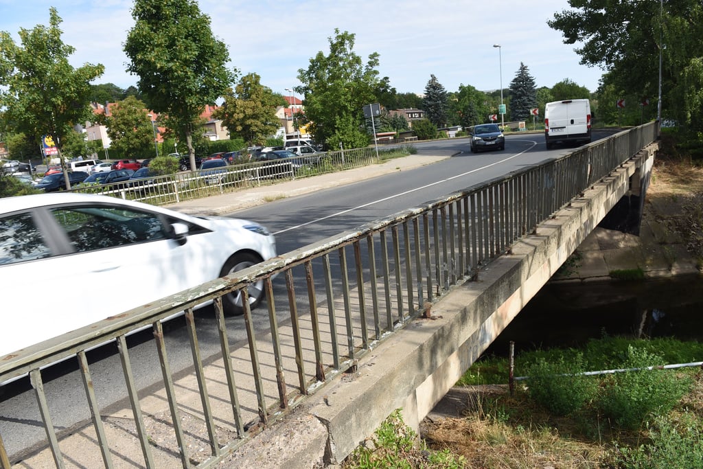 Archivbild - Die Brücke am Doktorsteg in Hettstedt