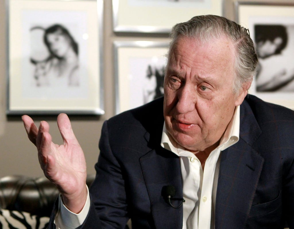 Frederick Forsyth, Schriftsteller aus Großbritannien, feierte mit „Der Schakal“ und „Die Akte Odessa“ international Erfolge.