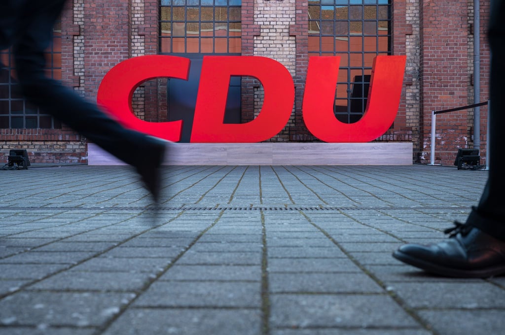 Die CDU ist einer Wahlumfrage zufolge aktuell stärkste Kraft in Hessen.