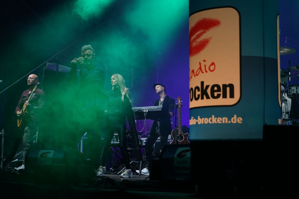 Radionation spielte die verschiedensten Genres: von "Atemlos durch die Nacht" von Helene Fischer bis hin zu "As it was" von Harry Styles und "Zukunft Pink" von Peter Fox war alles dabei. 