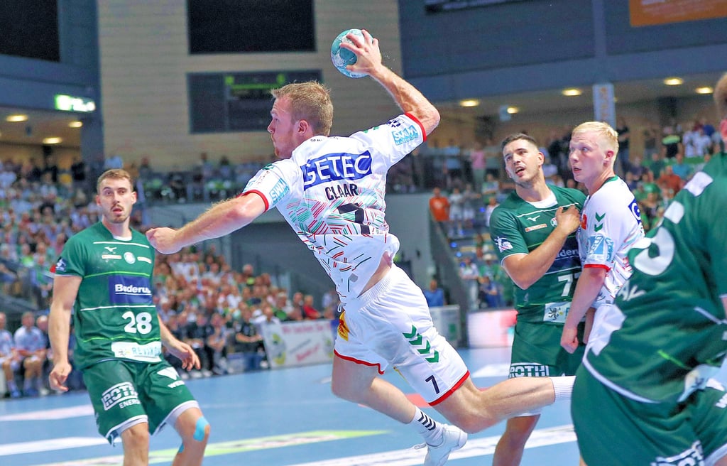 Der Schwede Felix Claar feierte im zentralen Rückraum des SCM ein gutes Debüt und warf in Wetzlar seine ersten drei Bundesligatore.