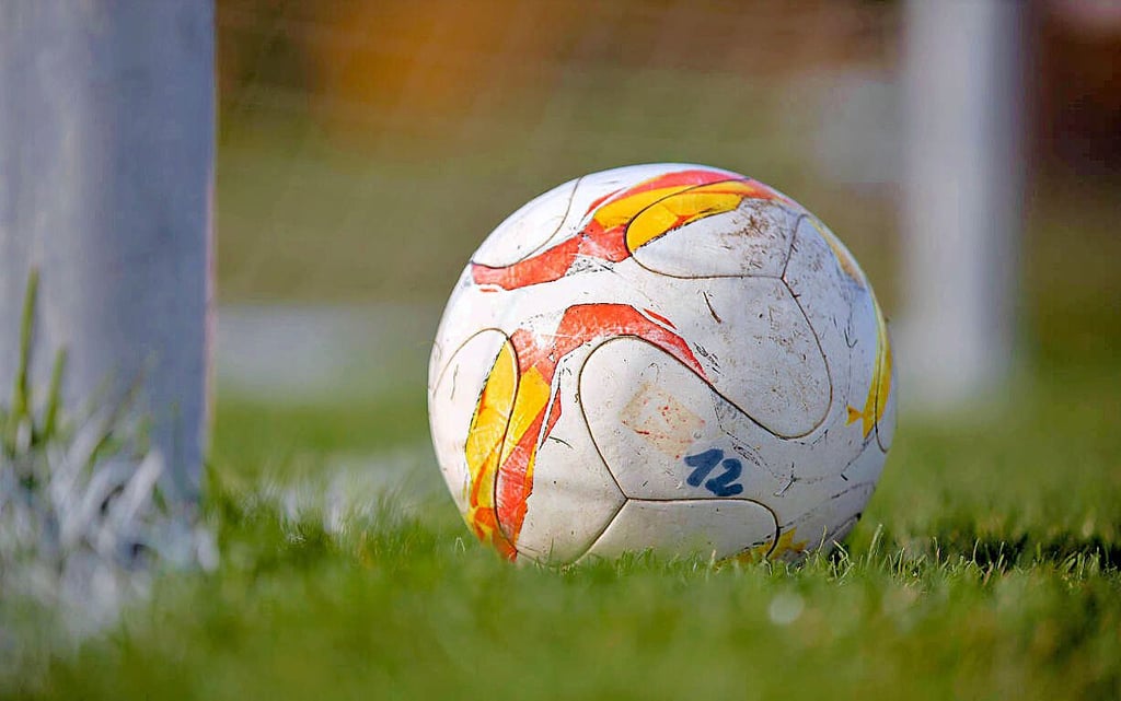 Spielabbruch! Der Ball rollt nicht mehr.