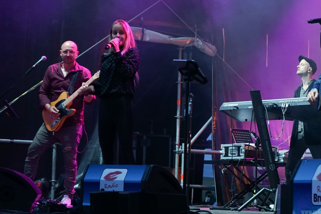 Radionation hat das Publikum des Altstadtfests in Haldensleben am Sonnabend, den 26. August, ab 20 Uhr mit verschiedenen Hits bespaßt. 