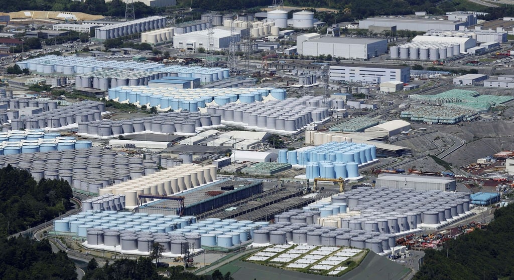 Die Tanks mit dem Kühlwasser auf dem Gelände der japanischen Atomruine Fukushima.