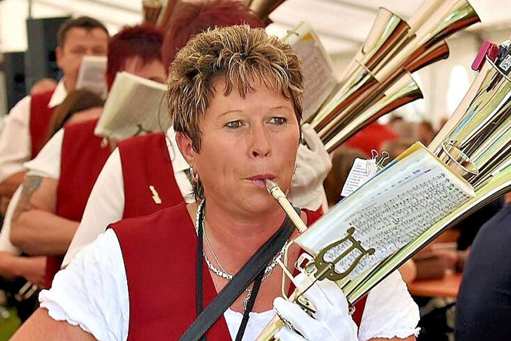 Die Schalmeienfest in Wetterzeube hat eine lange Tradition. An diesem Wochenende wird es zum 15. Mal gefeiert. Im Foto: Ines Schellenberg bei der elften Auflage des Festes.