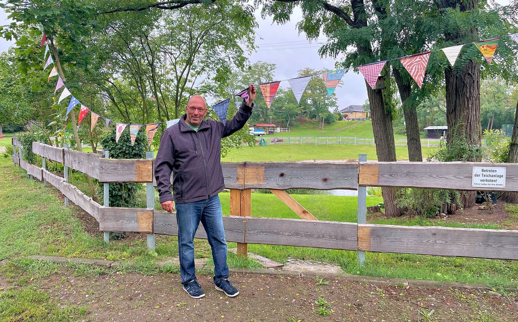 Ortsbürgermeister Imre Starke ist guter Dinge: Das dreitägige Fest auf der Wiese am Dorfteich wird ein voller Erfolg, ist er überzeugt.