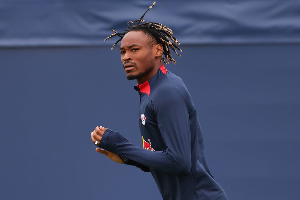 Mo Simakan hat seinen Stammplatz zurück.