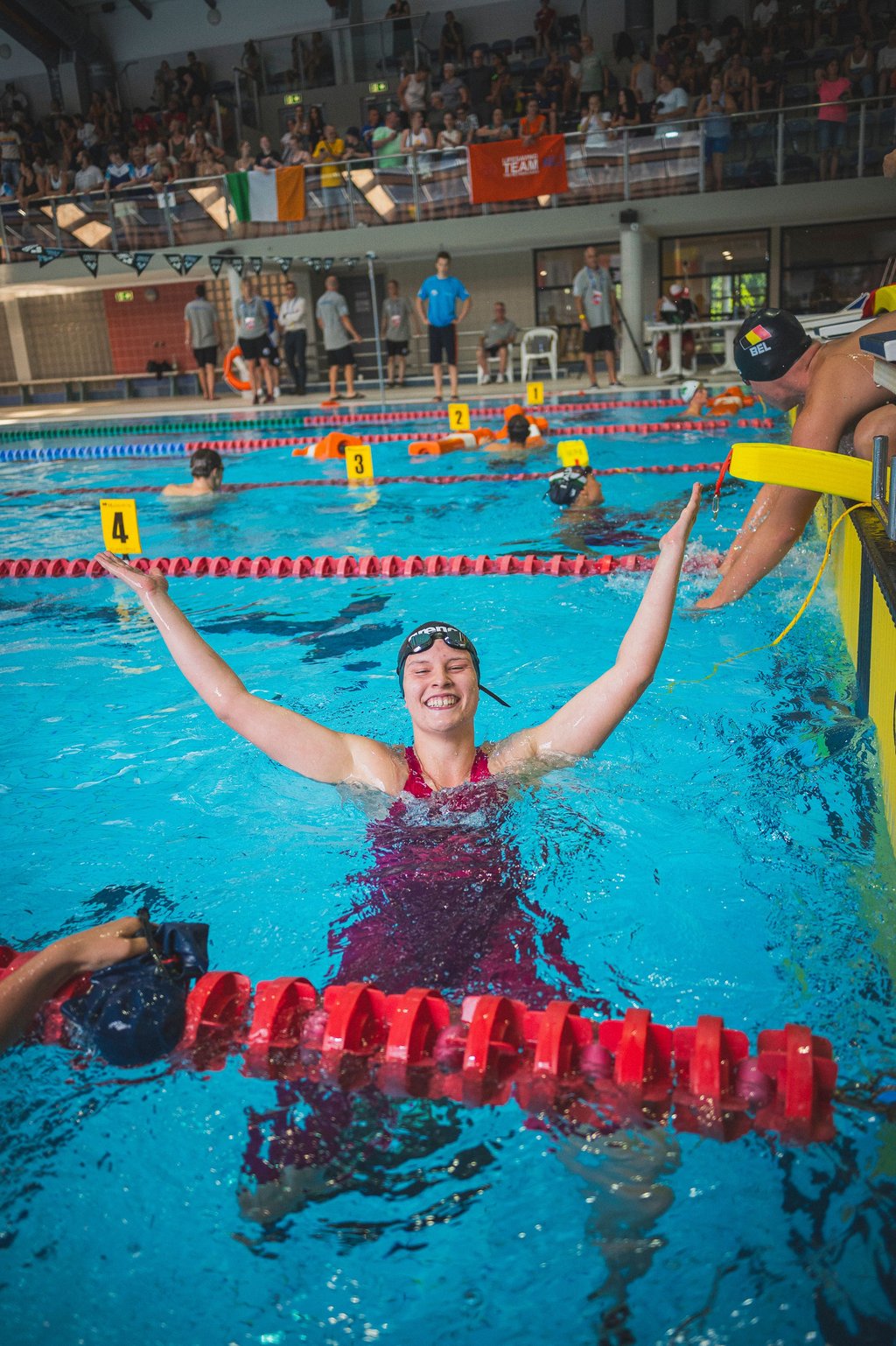 Rettungsschwimmerin Lena Oppermann im Studiotalk.