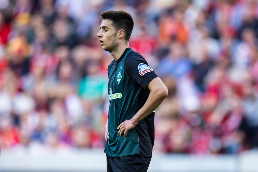 Ilia Gruev schließt sich Leeds United an.