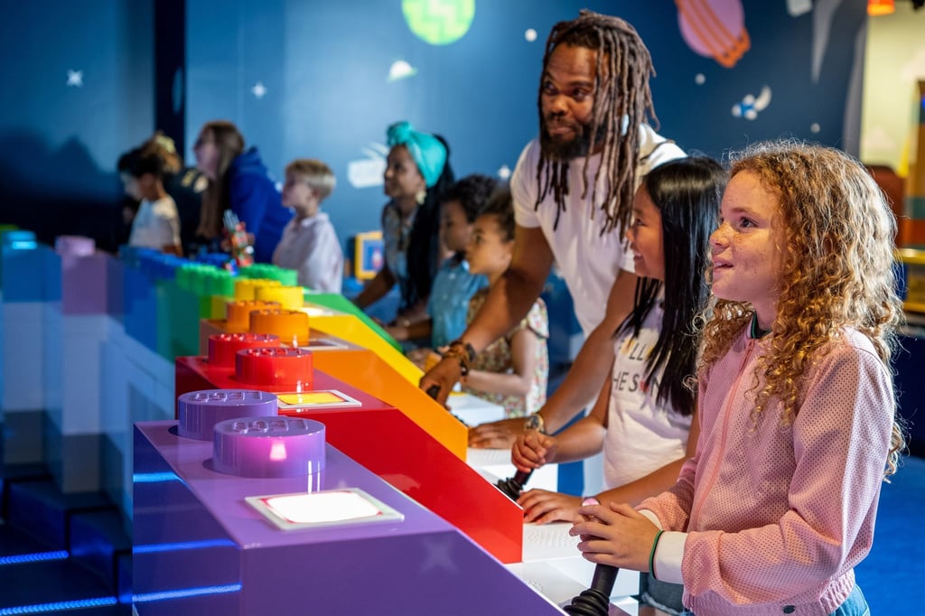 An die Joysticks und los! Das Lego Discovery Center nahe Washington wartet mit einem Dutzend Themenbereichen auf Familien.