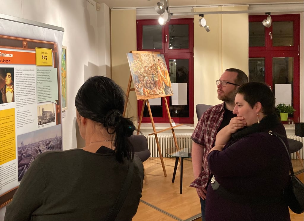 Ausstellungseröffnung "Aus dem Rahmen gefallen - starke Frauen aus dem Jerichower Land".