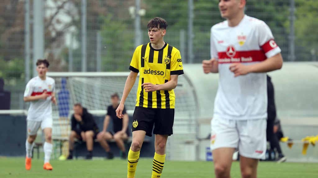 Jakob Zickler (hier im Trikot des BVB) spielt für Österreichs U18.
