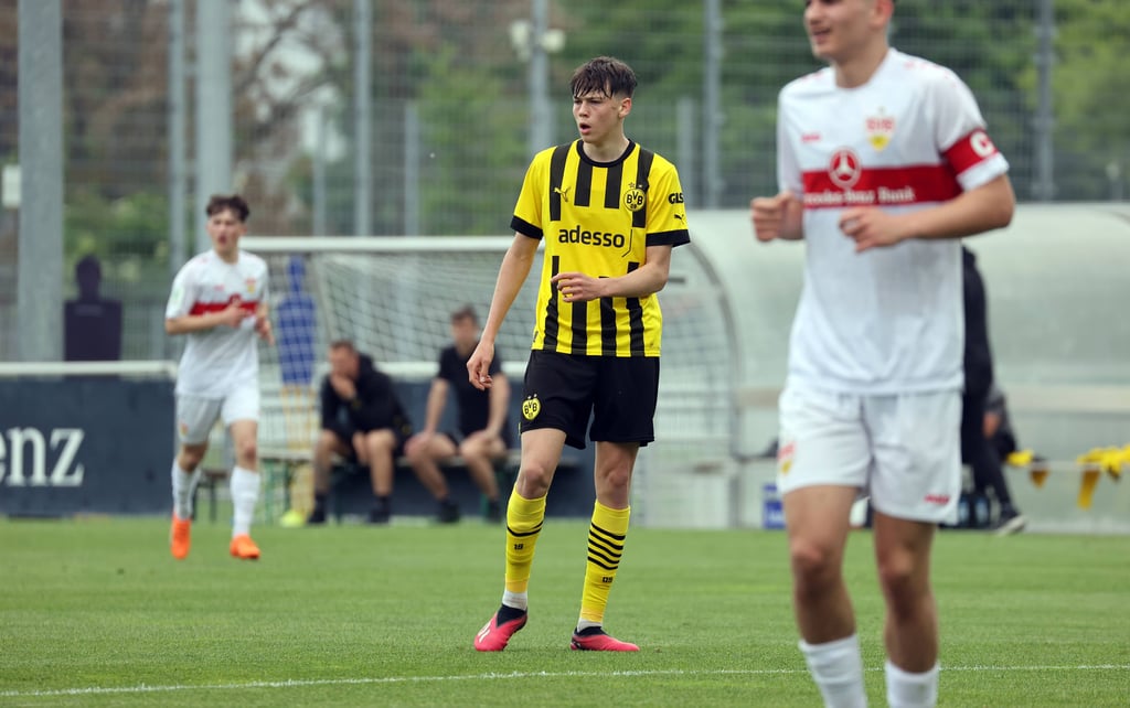 Jakob Zickler (hier im Trikot des BVB) spielt für Österreichs U18.