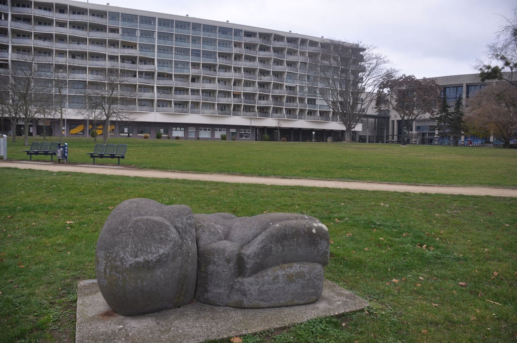 Blick über den Prämonstratenserberg in Magdeburg. Hier geht es um eine Neugestaltung der Freiflächen.