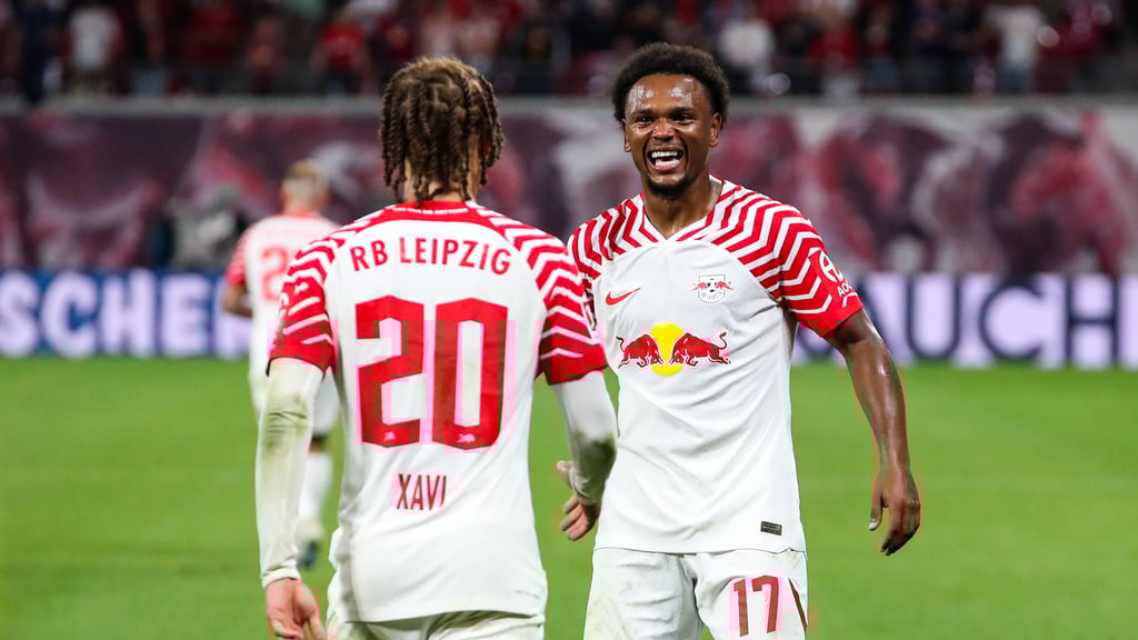 Günstiger als die Vorgänger: Lois Openda und Xavi Simons.