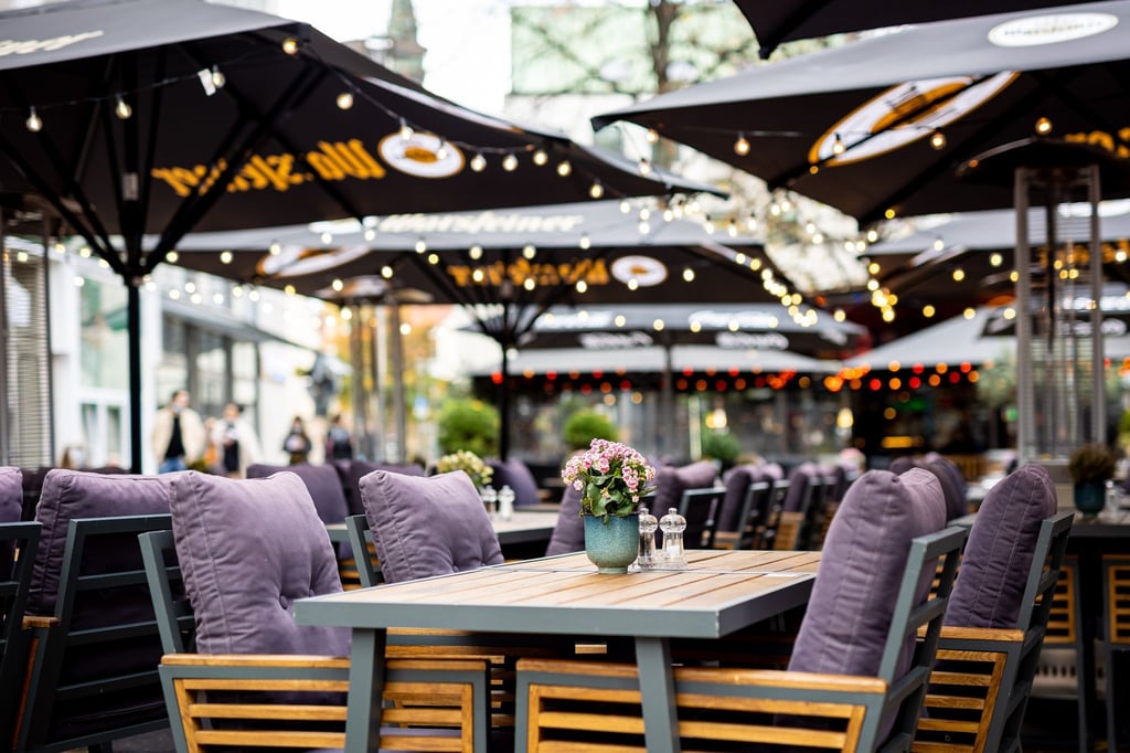 Der Außenbereich eines Restaurants.