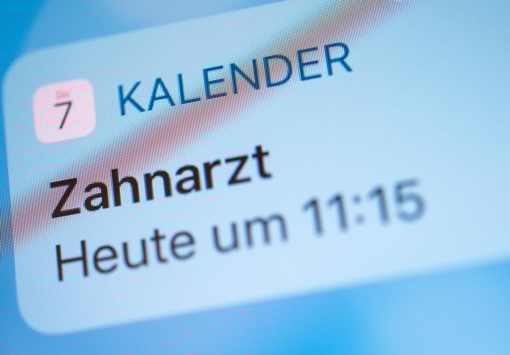 Wer einen Arzttermin nicht wahrnehmen kann, sollte diesen am besten so früh wie möglich absagen.