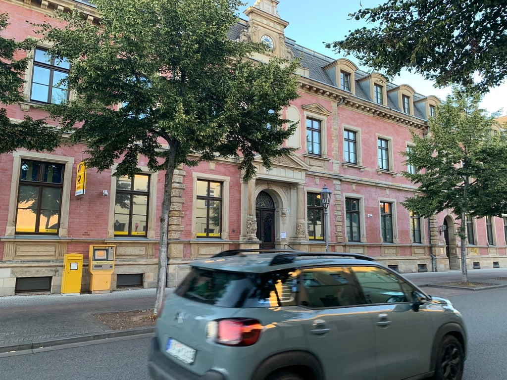 Die Filiale der Postbank in der Lindenstraße in Köthen