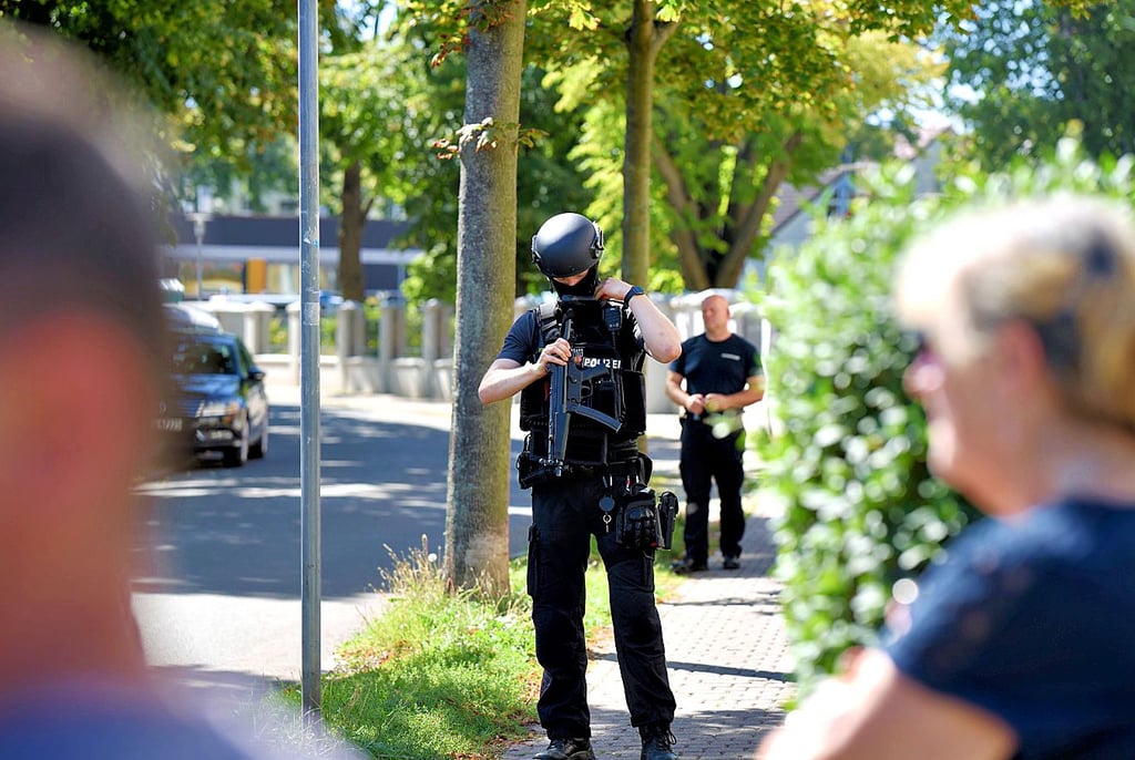 Die Schule wurde am Mittwoch von der Polizei gesichert.
