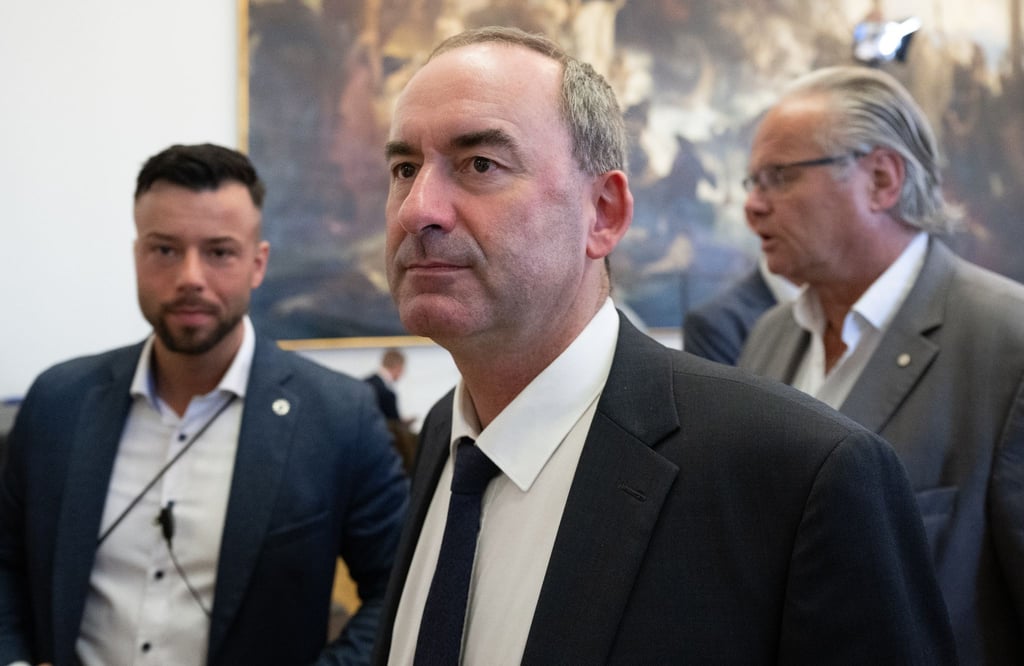 Ein Antrag von Grünen und SPD auf Entlassung von Hubert Aiwanger wurde abgelehnt.
