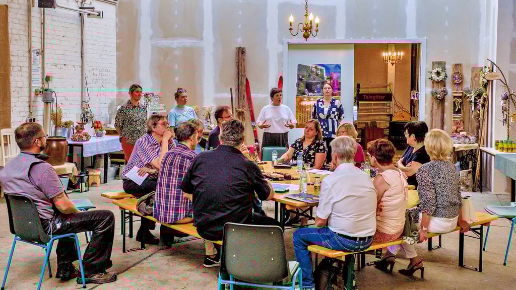 Passend in einer einstigen Werkhalle in der Fleischerstraße ging es Mittwochabend um Handwerk und Handel in Wittenberg.