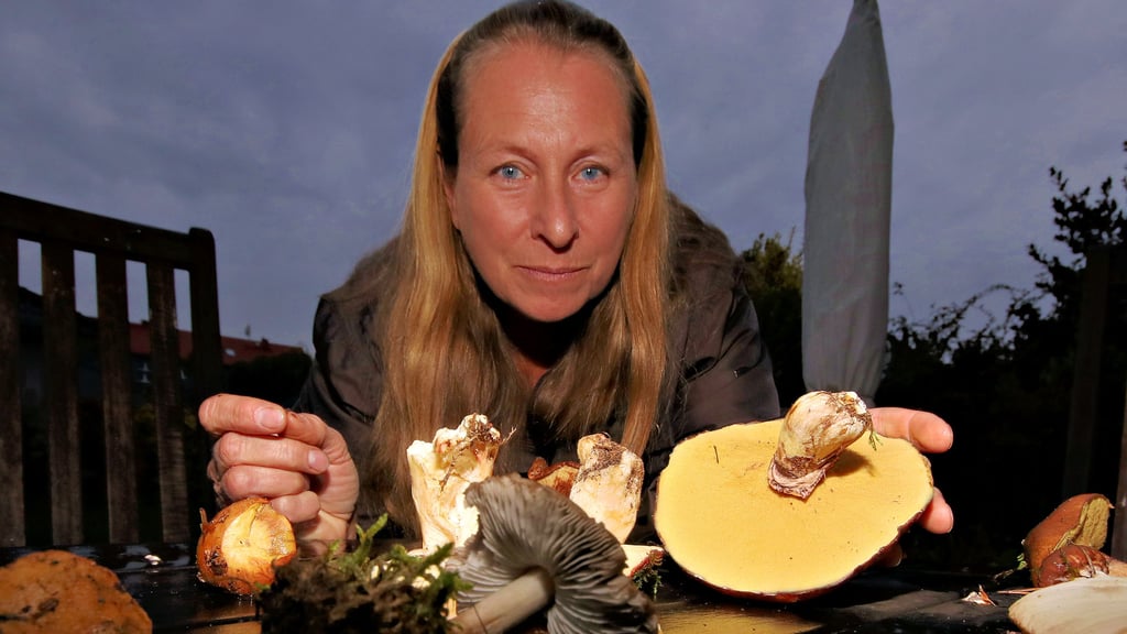 Diplom-Biologin Elke Tantzen ist eine gefragte Referentin, wenn es um Natur- und Umweltthemen geht. In Jerichow ist die Gerwischerin mit Veranstaltungen im Rahmen der Interkulturellen Woche zu erleben.