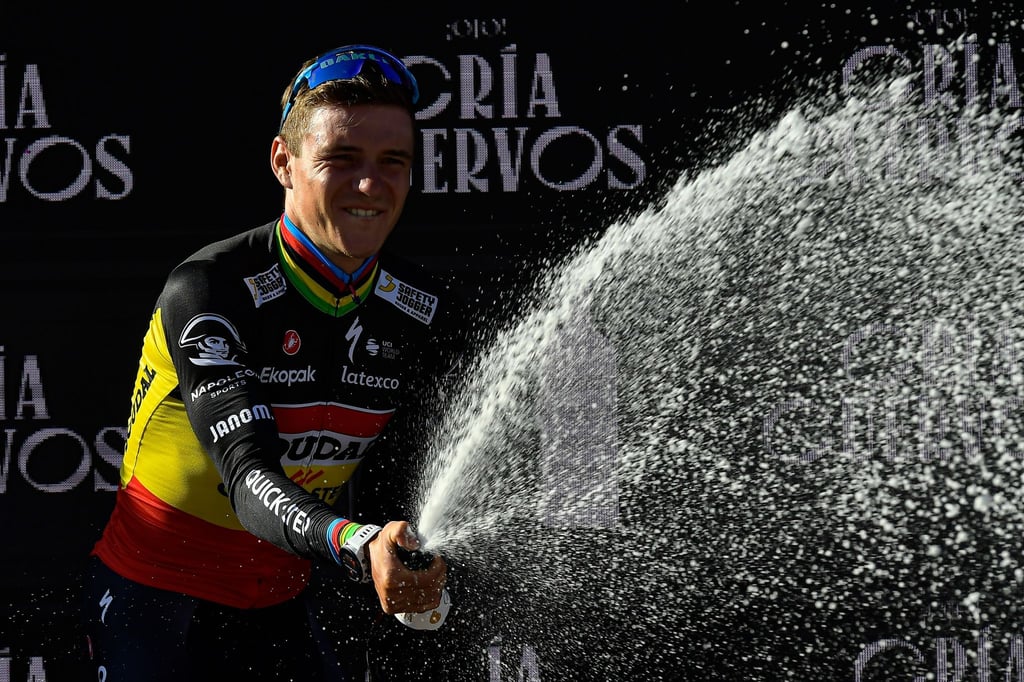 Remco Evenepoel feiert seinen zweiten Etappensieg bei der Vuelta.