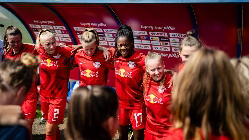 Die Fußballerinnen von RB Leipzig bleiben im DFB-Pokal im Rennen.