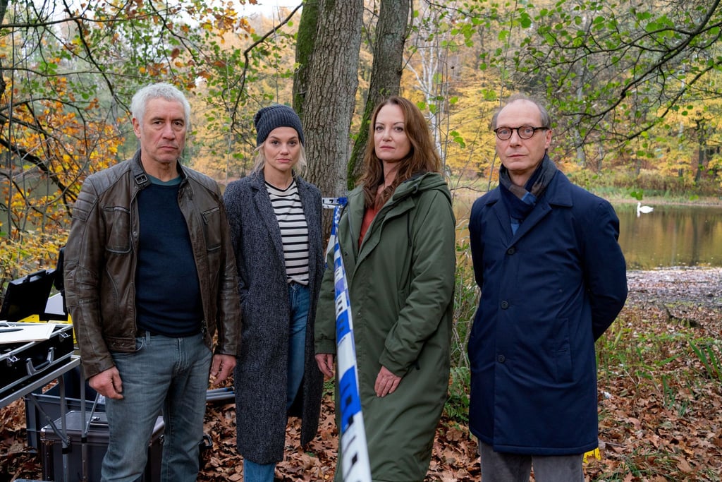 Matthias Hamm (Ralph Herforth, l-r), Alwa Sörensen (Lisa Werlinder), Jana Winter (Natalia Wörner), Arne Brauner (Martin Brambach) sind Kollegen.