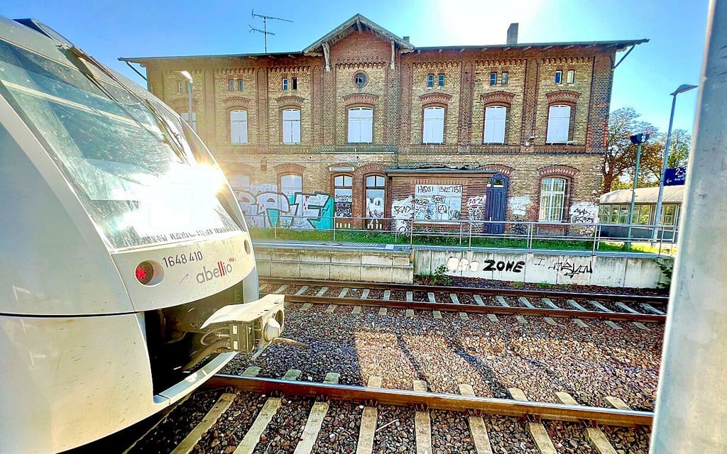 Das Bahnhofsgebäude in Könnern hat einen neuen Besitzer.