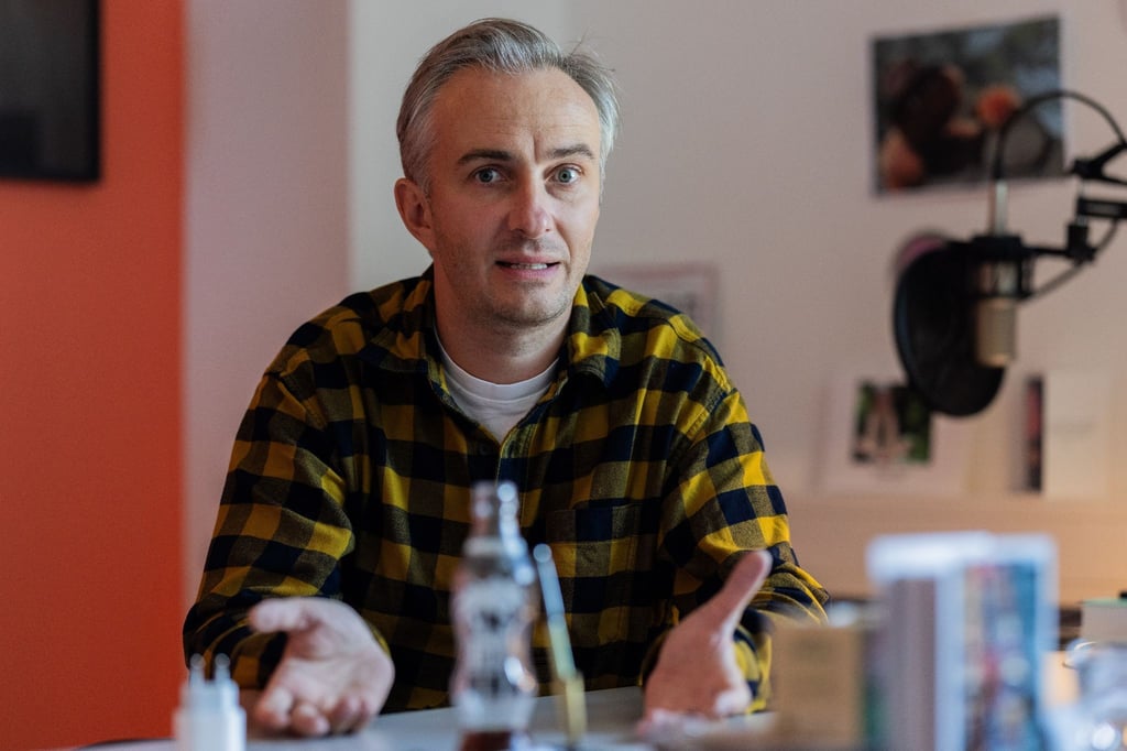 Jan Böhmermannim Interview mit der dpa in seinem Büro in den Räumen von Studio Ehrenfeld in Köln.