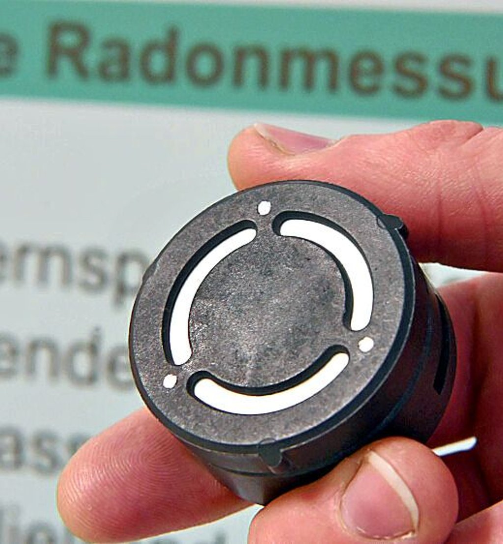 Das Gas Radon gelangt von der Erde in Gebäude.