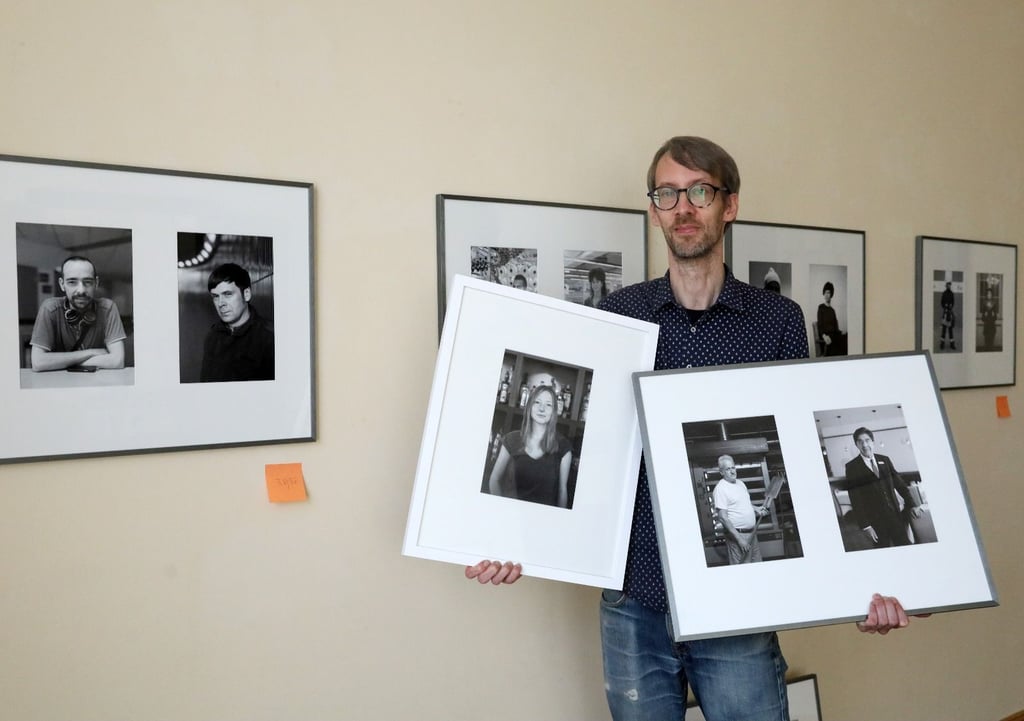 2013 hat der Fotograf Joerg Lipskoch sein Langzeitprojekt „Menschen des 21. Jahrhunderts“ begonnen. Nun zeigt eine Ausstellung im Literaturhaus Halle eine Auswahl.