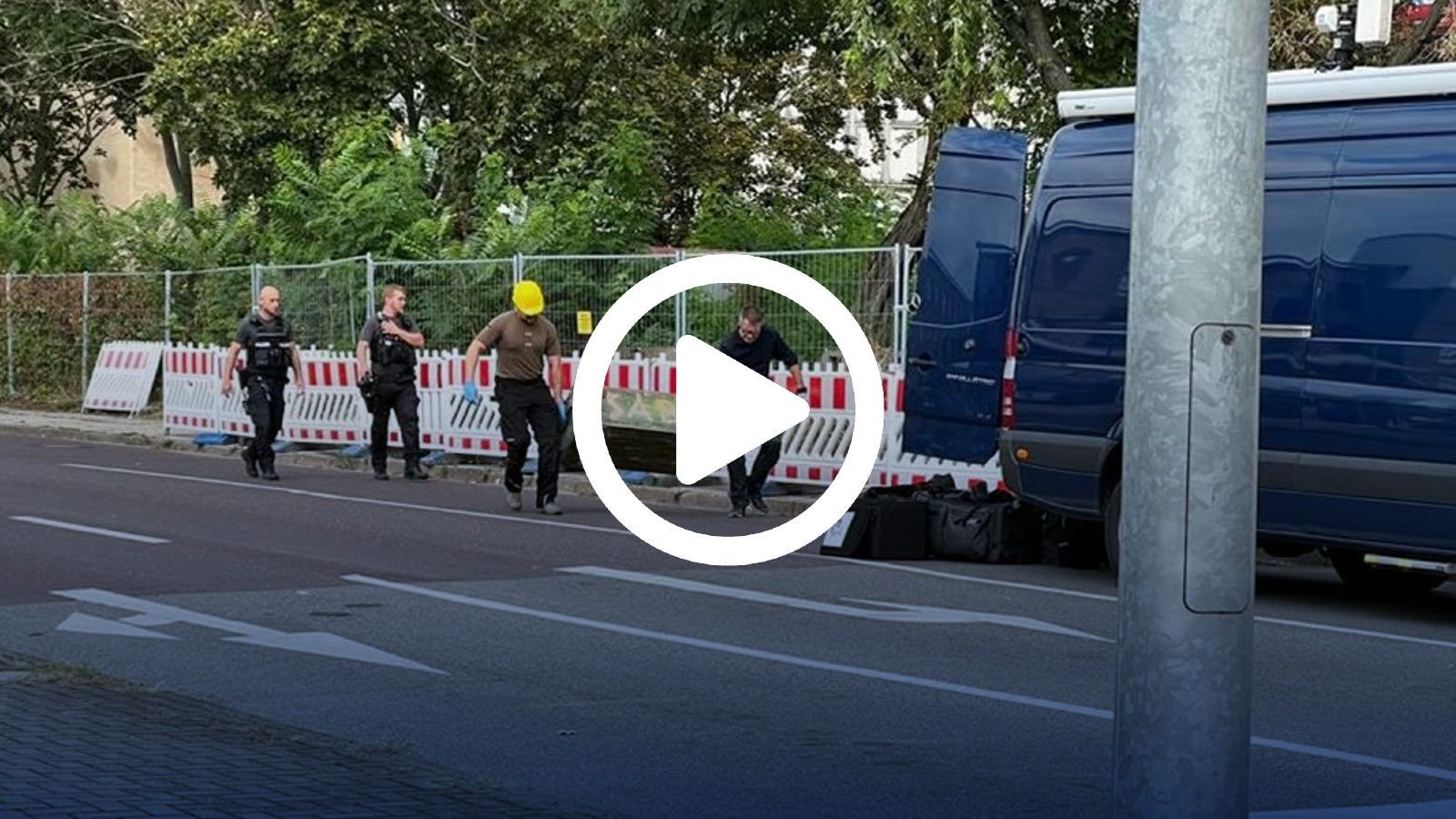 Bomben-Alarm In Magdeburg: Geocaching-Sprengsatz-Attrappe Sorgt Für ...