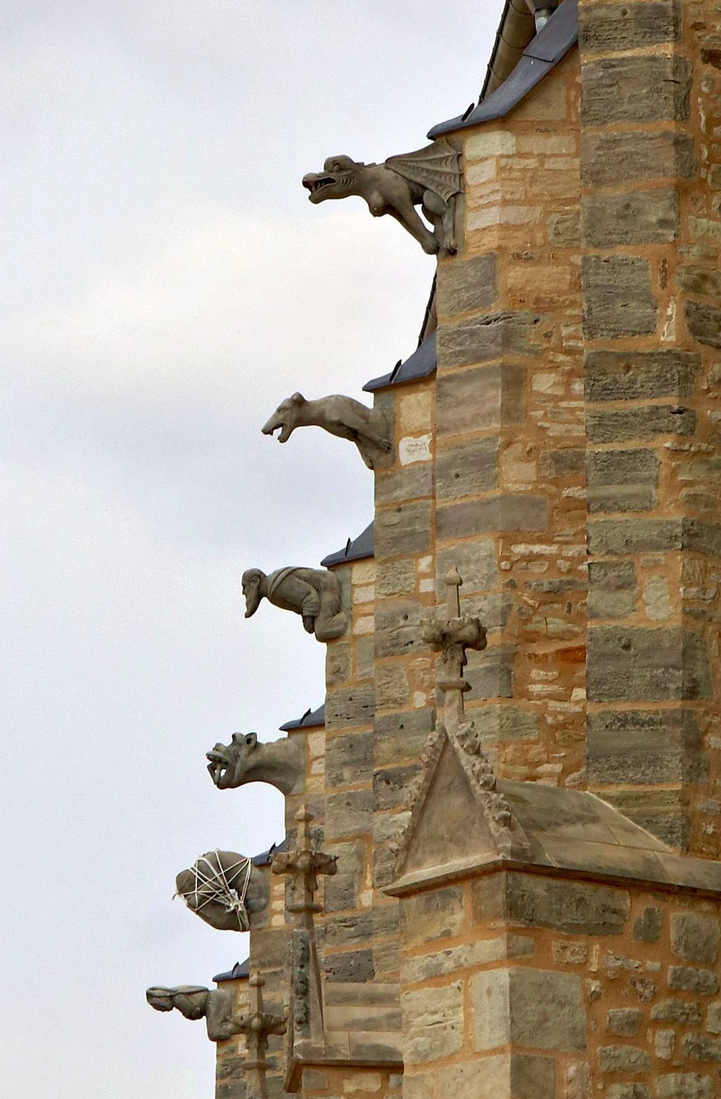 Die Chimären an der Stephanikirche mit der verhüllten „Judensau“ beschäftigen die Kirchengemeinde seit Jahren.