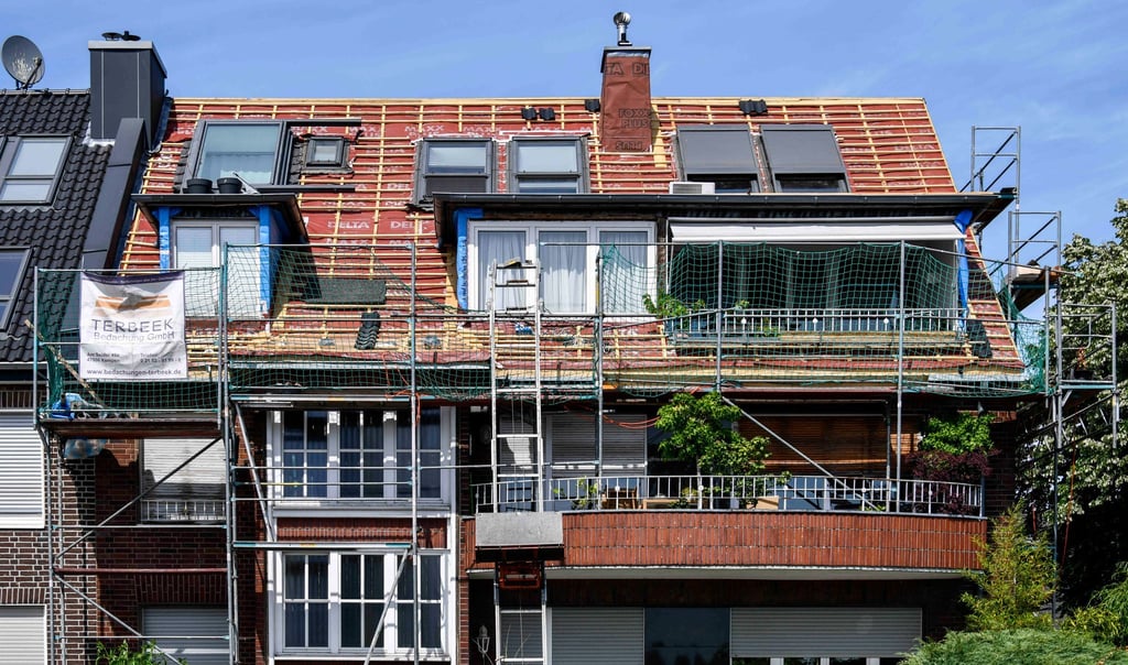 Ein Wohnungseigentümer sollte die Kosten einer Dachsanierung über seiner Wohneinheit alleine tragen. Dagegen ging er rechtlich vor.