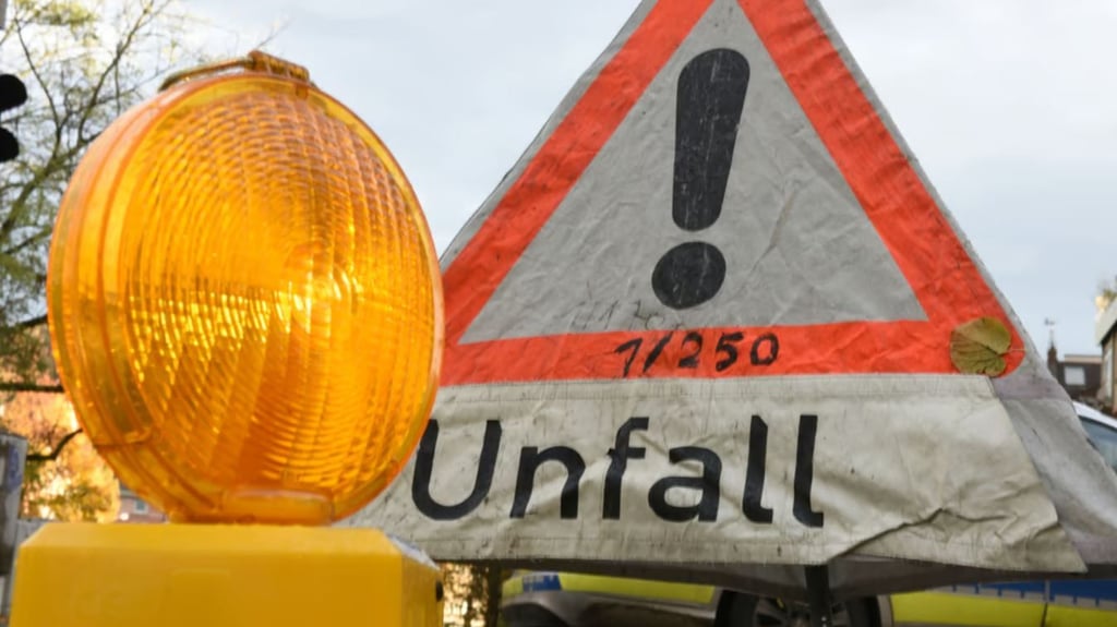 Ein Mann ist auf der A2 Richtung Hannover tödlich verunglückt. Symbolbild: