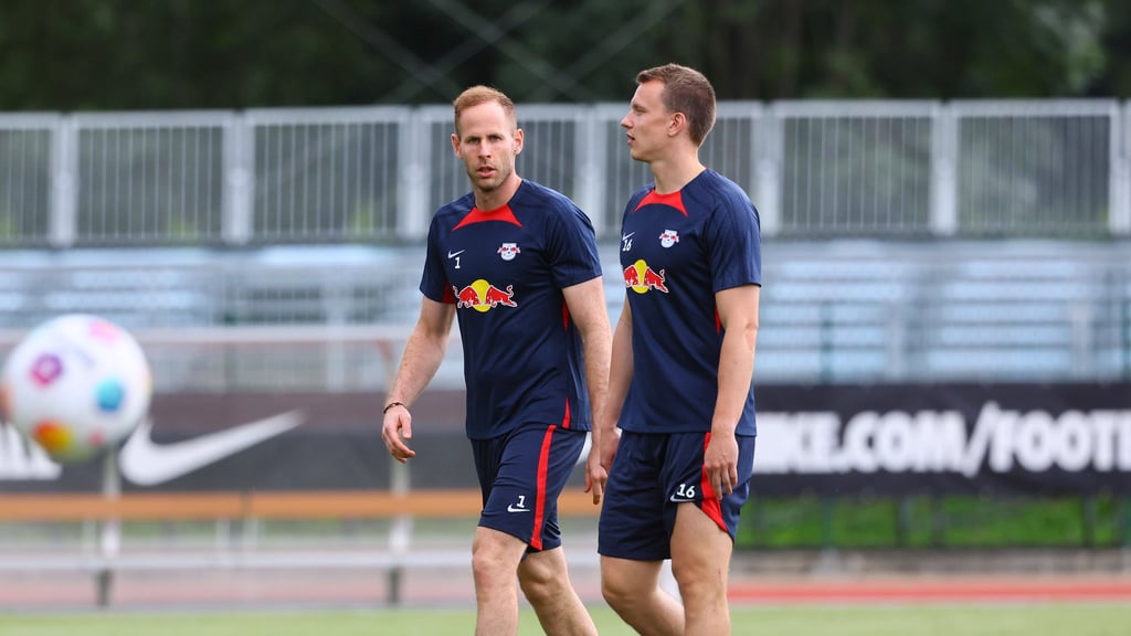 Klostermann und Gulácsi im Trainingslager.