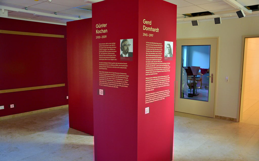 Noch ist der Ausstellungsraum in der Musik-Galerie an der Goitzsche im Aufbau. Doch er zeigt schon erste künstlerische Seiten.